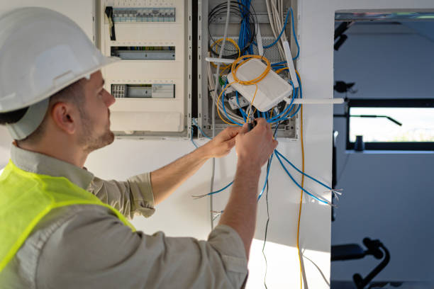 Best Local Electrician Companies  in Petal, MS